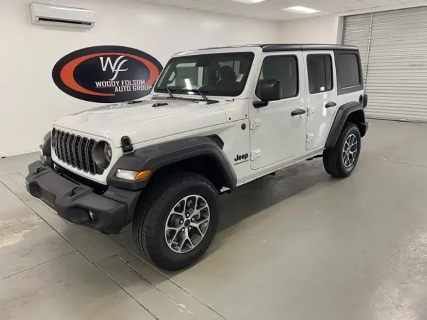 2025 Jeep Wrangler Sport S photo 1
