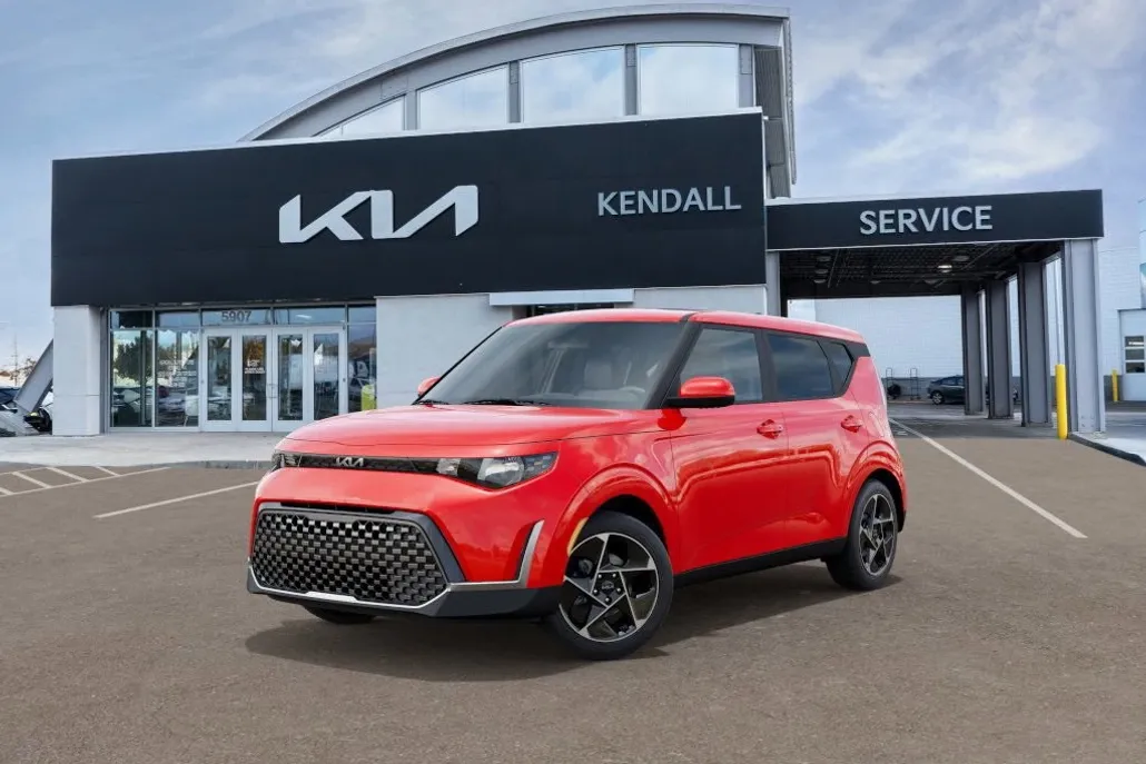 2025 Kia Soul EX photo 1