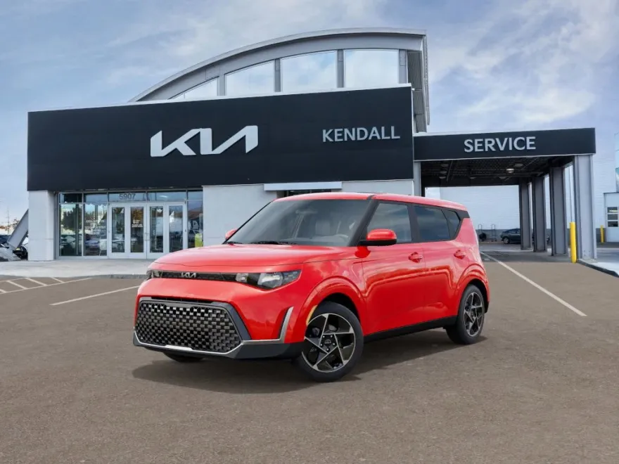 2025 Kia Soul EX photo 1
