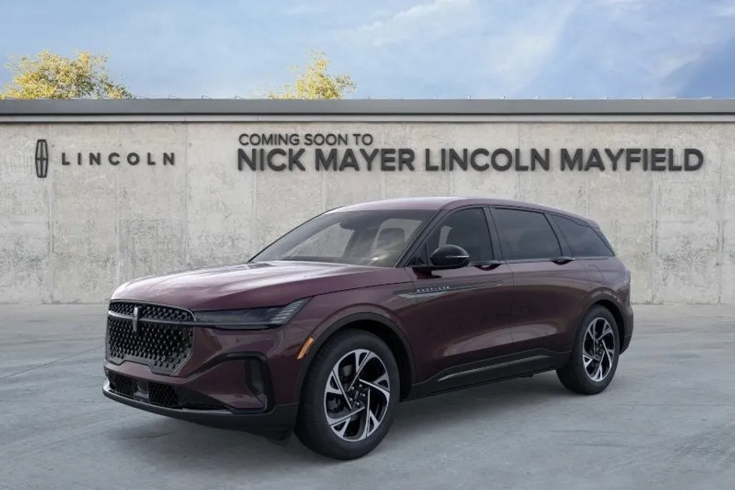 2025 Lincoln Nautilus Premiere photo 1