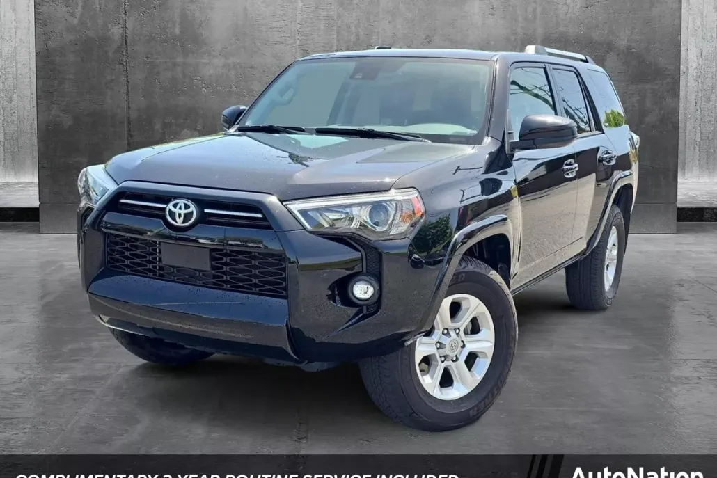 2024 Toyota 4Runner SR5 photo 1