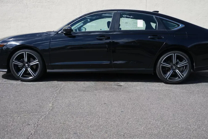2024 Honda Accord Sport Hybrid photo 1