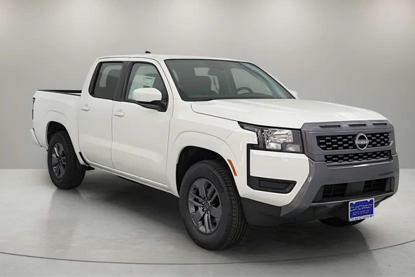 2025 Nissan Frontier SV photo 1