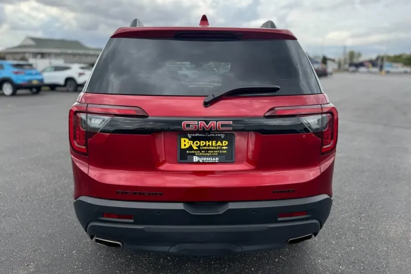 2023 Gmc Acadia SLE photo 1