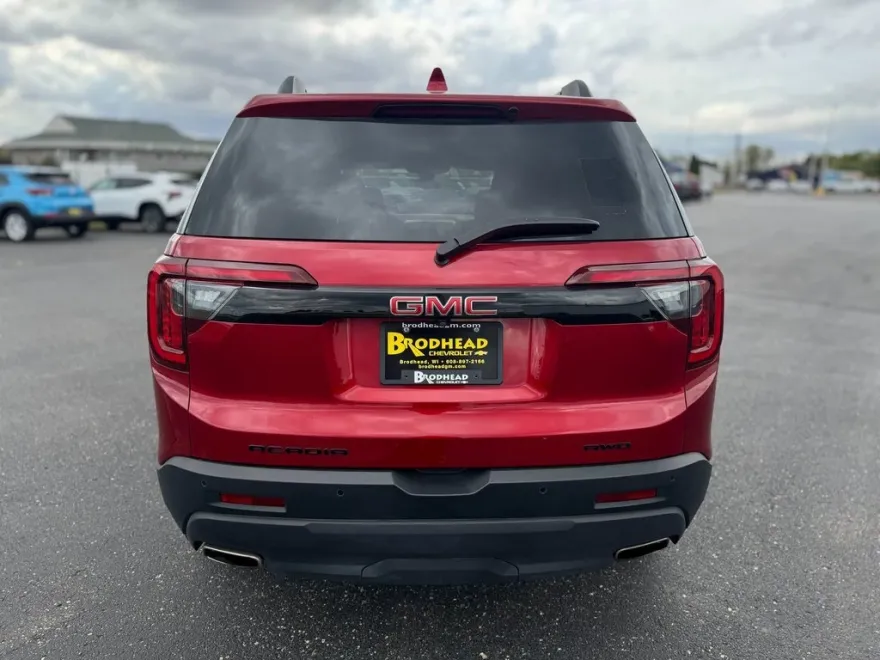 2023 Gmc Acadia SLE photo 1