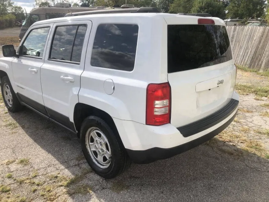 2016 Jeep Patriot Sport photo 1