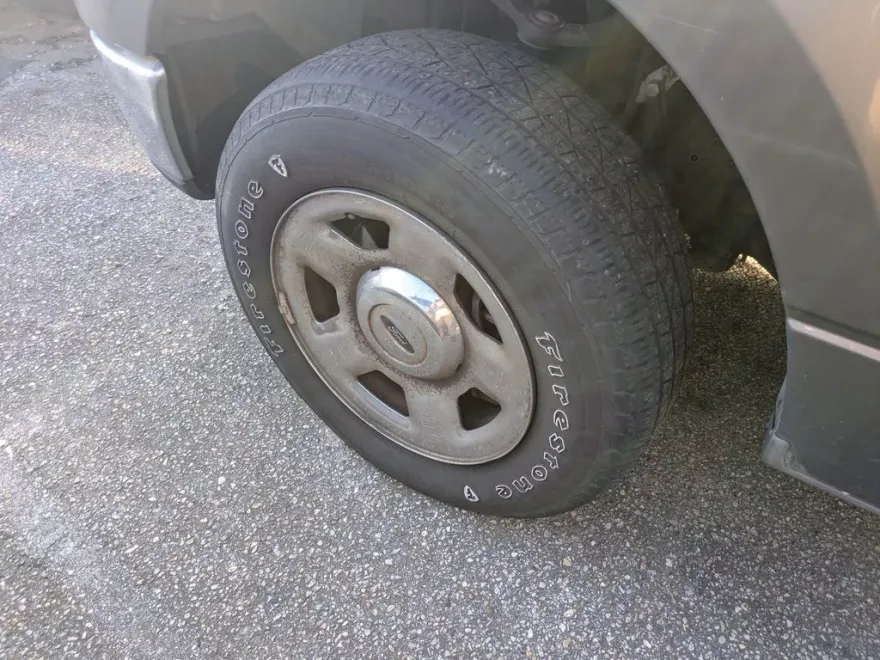 2005 Ford F-150 XLT photo 1