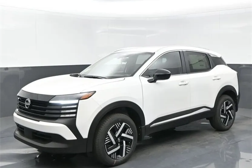 2026 Nissan Kicks SV photo 1