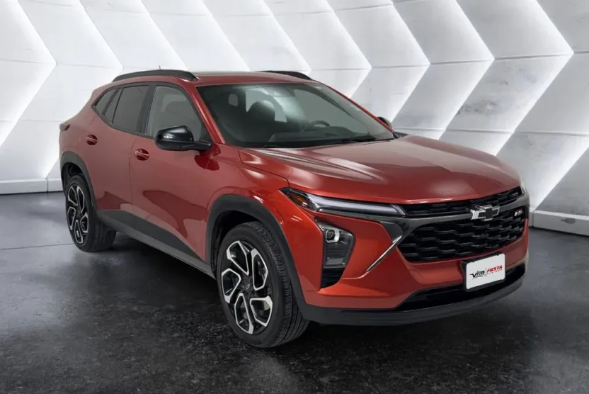 2024 Chevrolet Trax photo 1