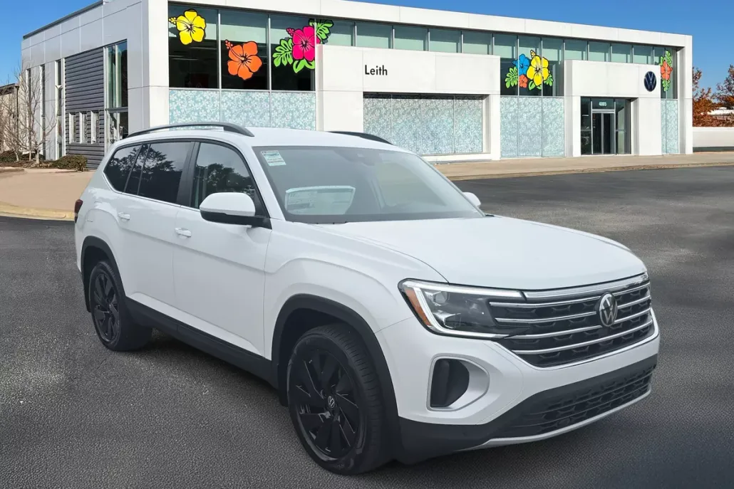 2026 Volkswagen Atlas SE Technology photo 1