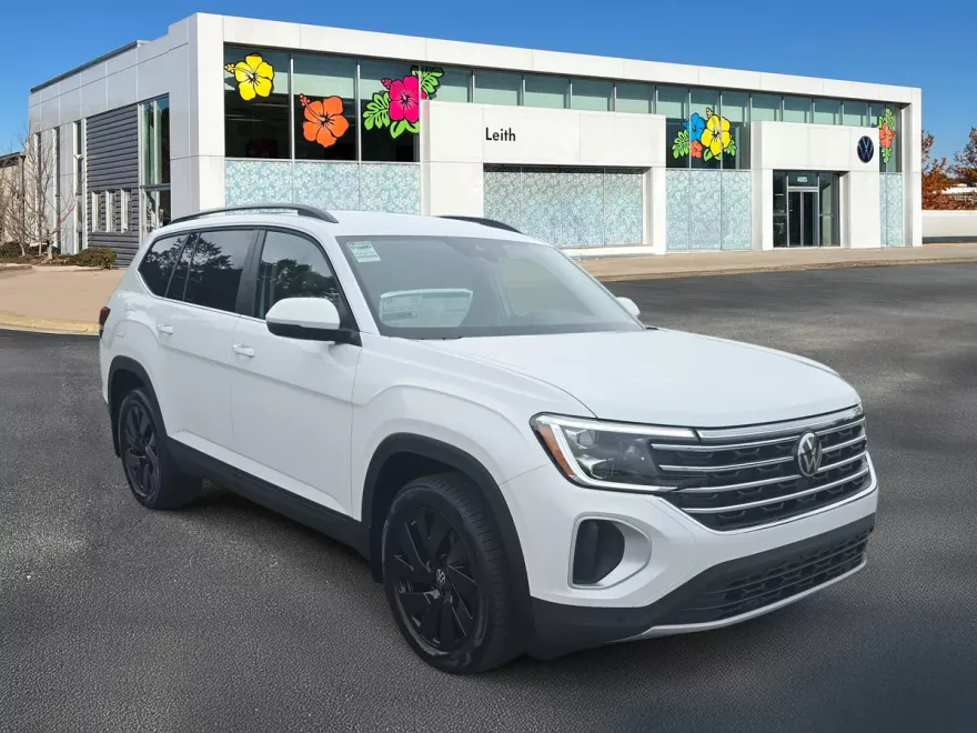 2026 Volkswagen Atlas SE Technology photo 1