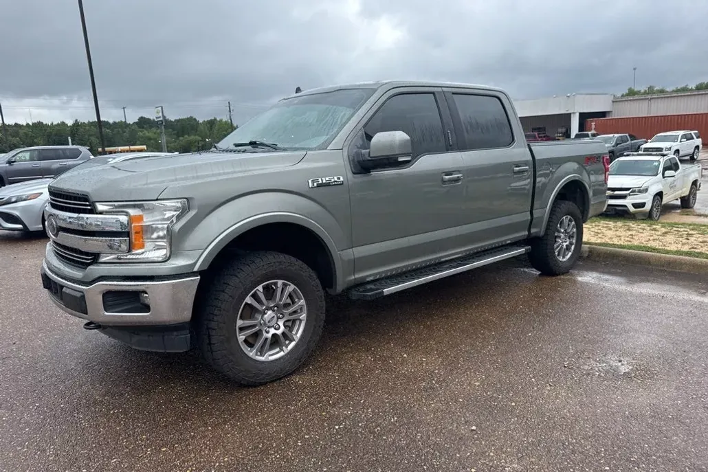 2019 Ford F-150 Lariat photo 1