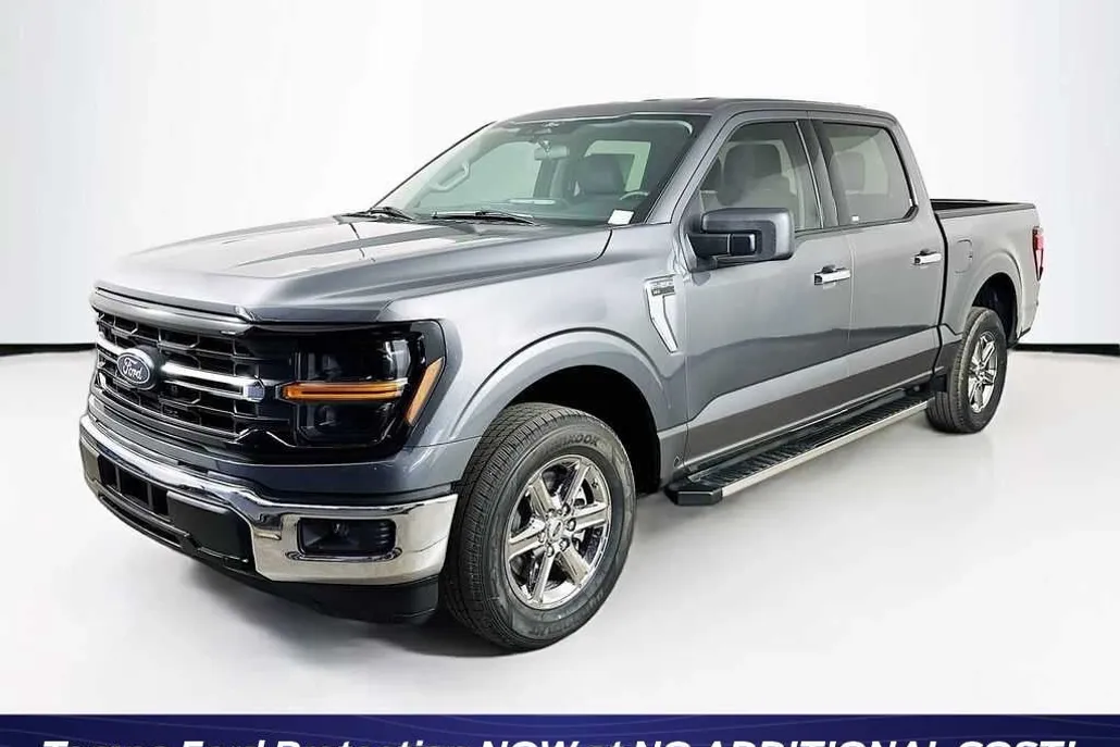 2025 Ford F-150 XLT photo 1