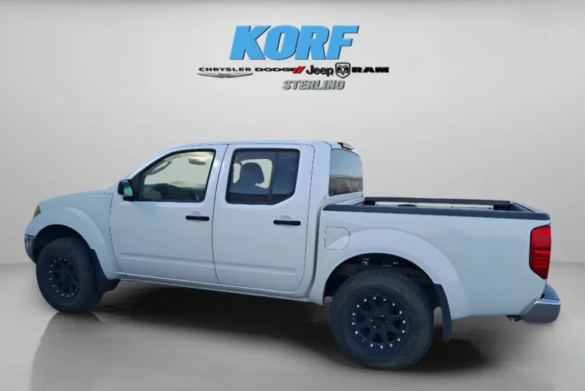 2009 Nissan Frontier SE photo 1