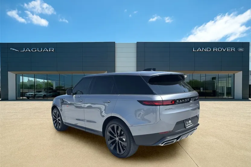 2025 Land Rover Range Rover Sport SE photo 1