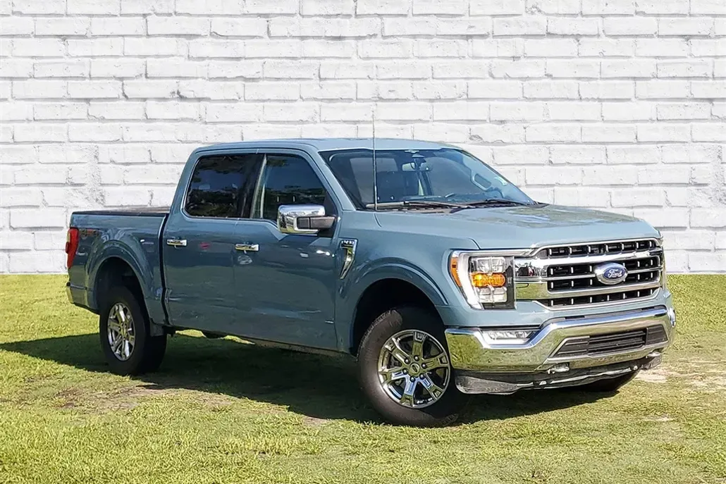 2023 Ford F-150 Lariat photo 1