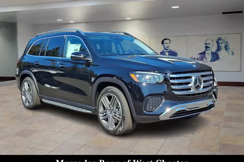 2026 Mercedes Benz GLS 450 4MATIC photo 1