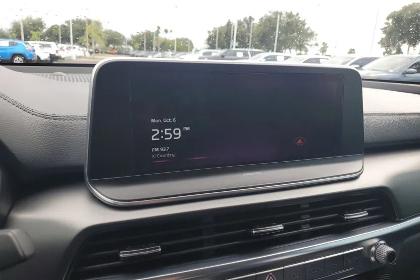 2022 Kia Telluride S photo 1