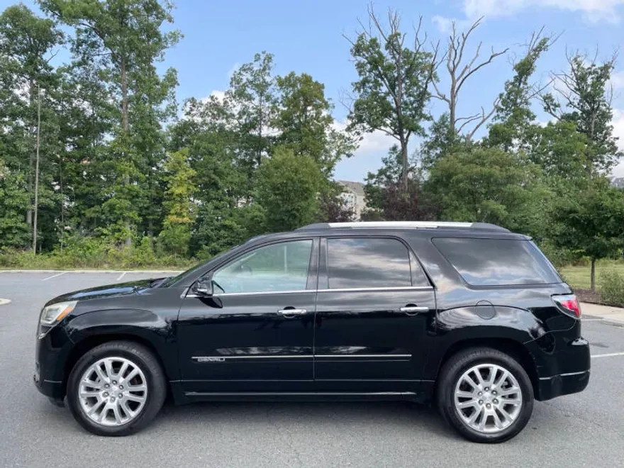 2016 Gmc Acadia Denali photo 1