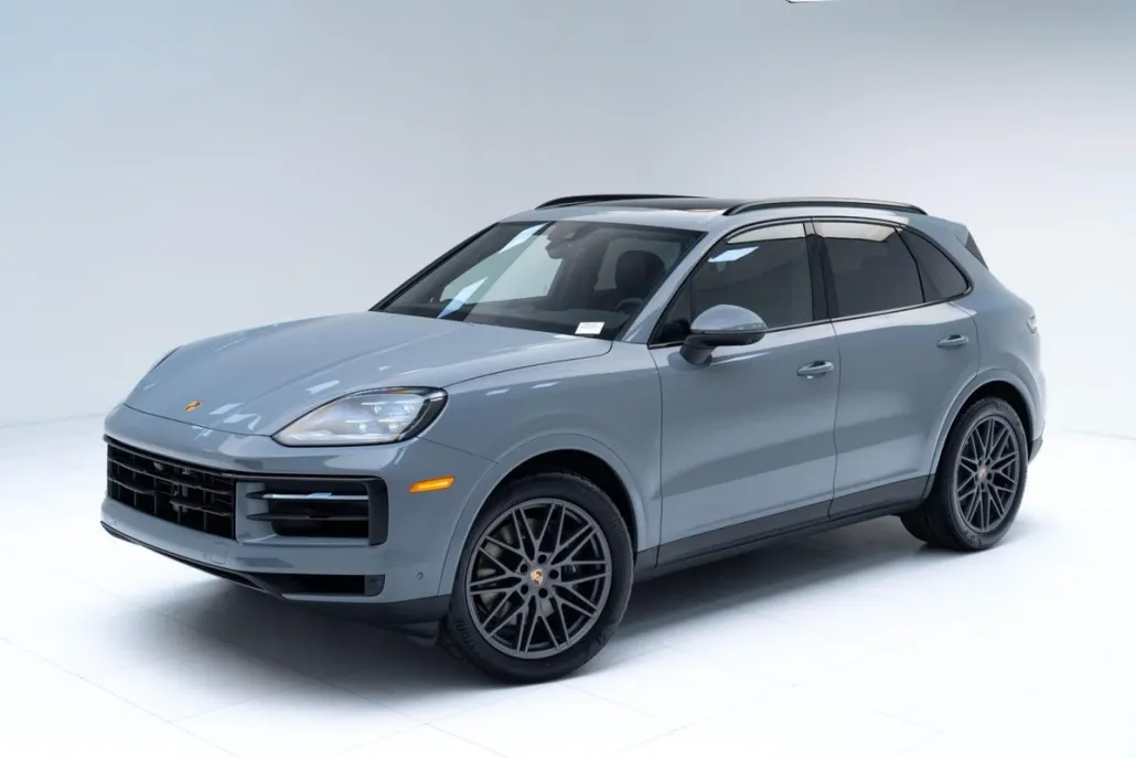 2026 Porsche Cayenne photo 1