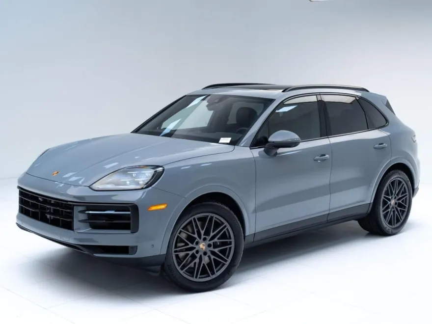 2026 Porsche Cayenne photo 1