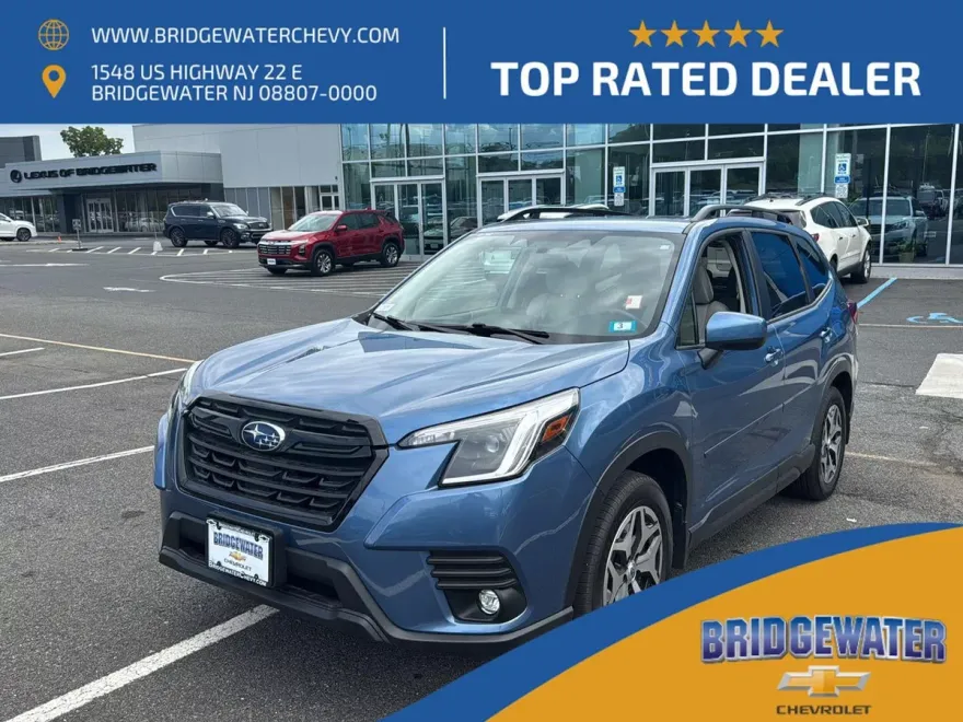 2024 Subaru Forester Premium photo 1
