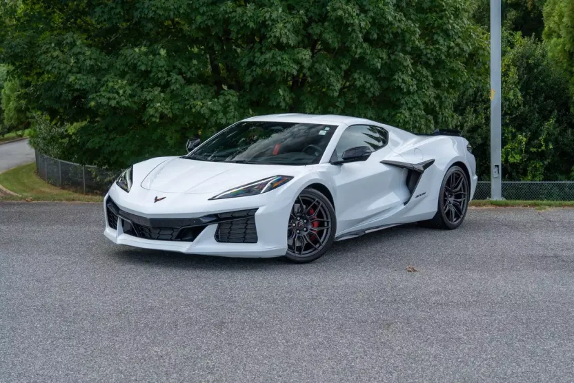 2024 Chevrolet Corvette Z06 3LZ photo 1