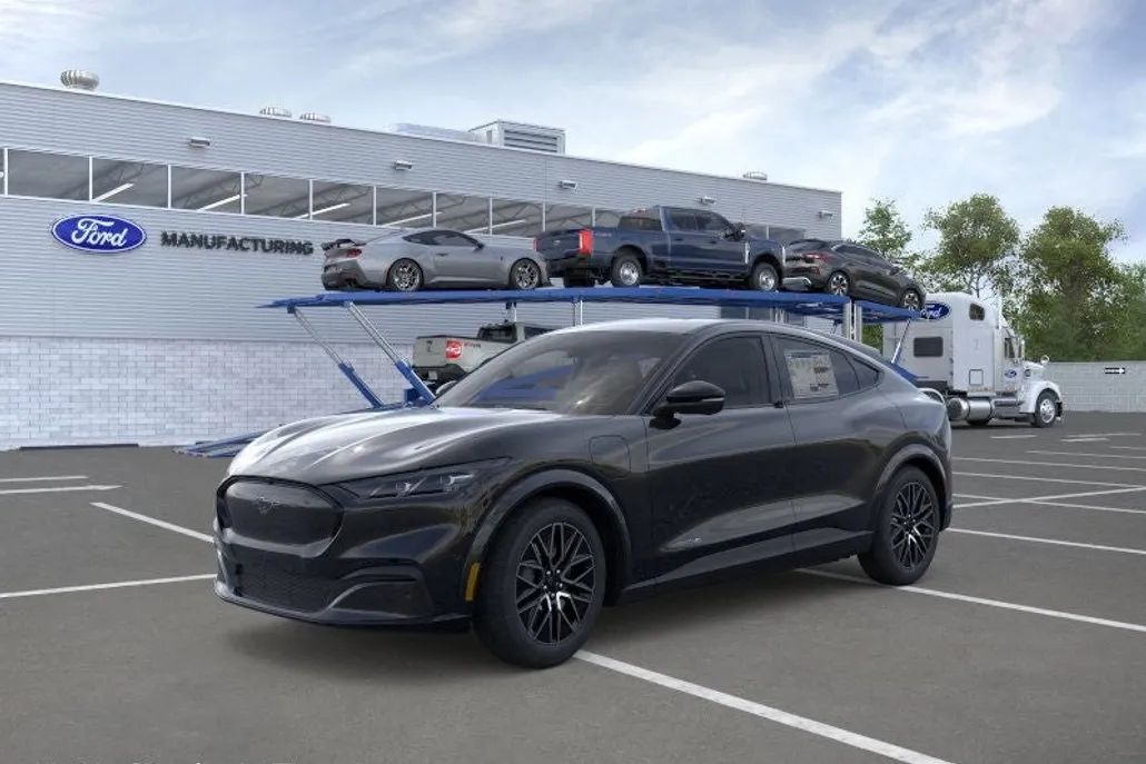 2025 Ford Mustang Mach-E Premium photo 1