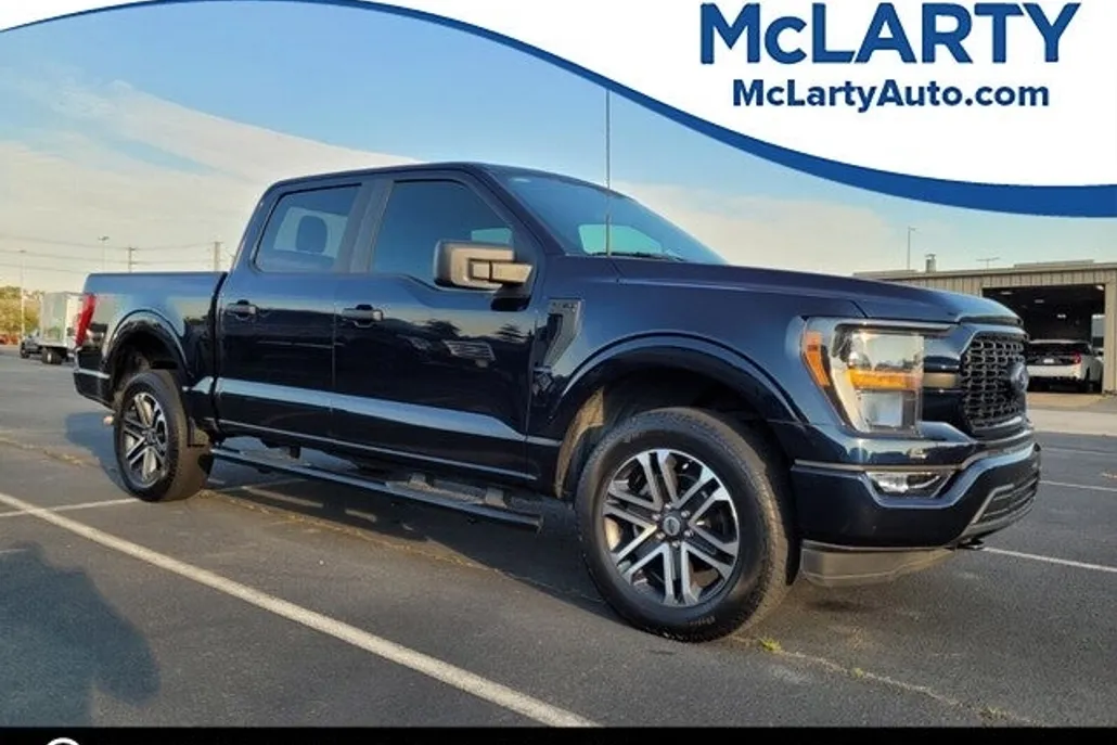 2023 Ford F-150 XL photo 1