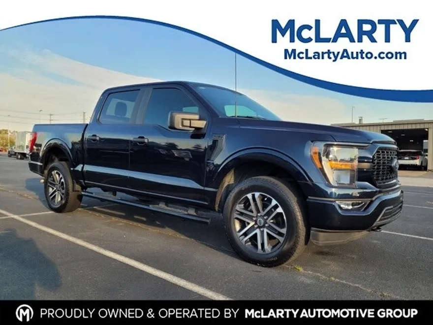 2023 Ford F-150 XL photo 1