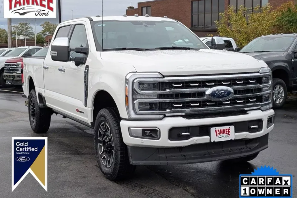 2024 Ford F-350 Platinum photo 1