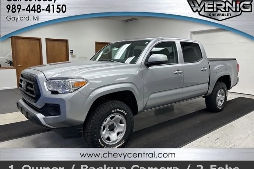 2023 Toyota Tacoma SR V6 photo 1