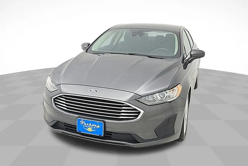2019 Ford Fusion Hybrid SE photo 1