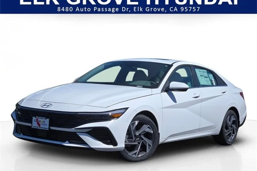 2025 Hyundai Elantra SEL Convenience photo 1