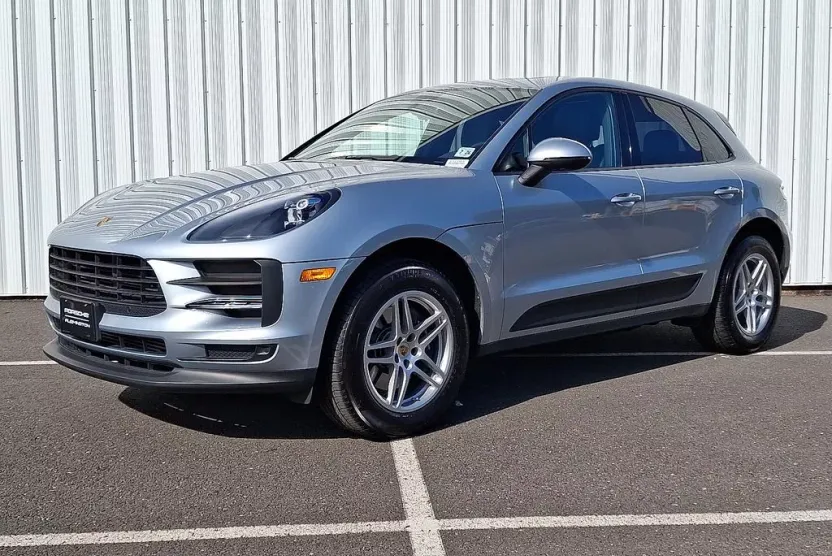 2021 Porsche Macan Base photo 1
