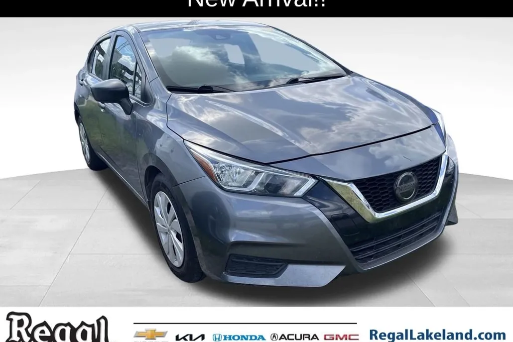 2021 Nissan Versa S photo 1