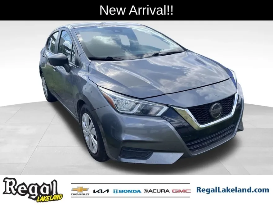 2021 Nissan Versa S photo 1