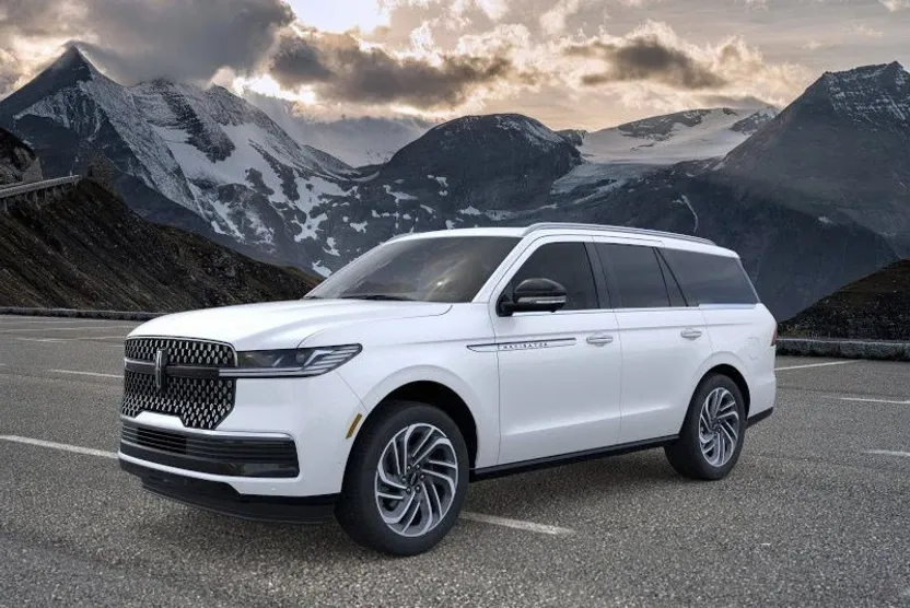 2025 Lincoln Navigator Reserve photo 1