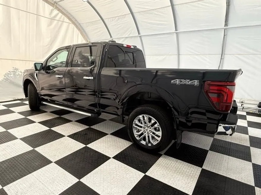 2024 Ford F-150 Lariat photo 1