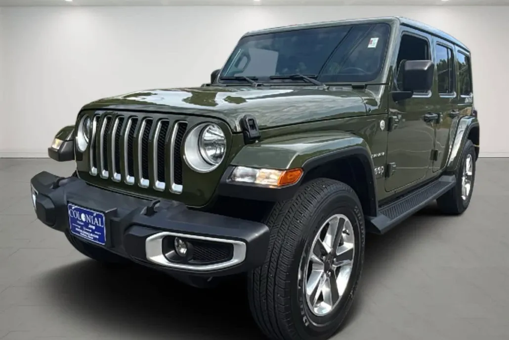 2023 Jeep Wrangler Sahara photo 1