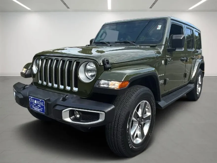 2023 Jeep Wrangler Sahara photo 1