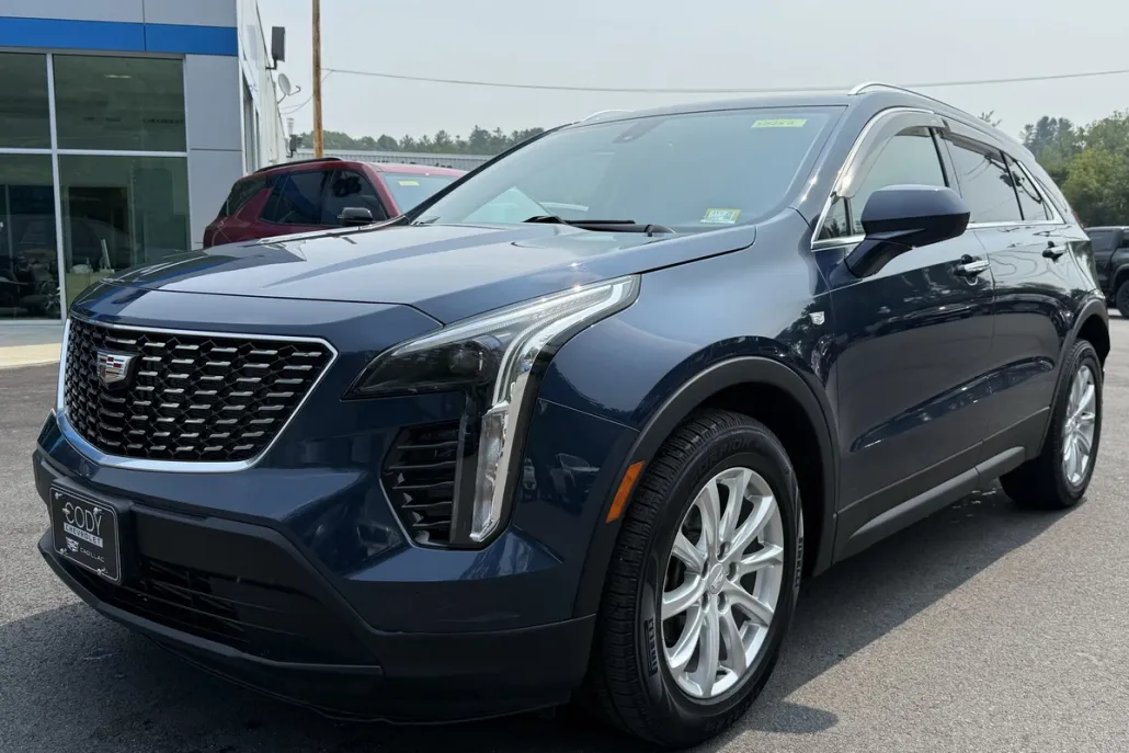 2019 Cadillac XT4 Luxury photo 1