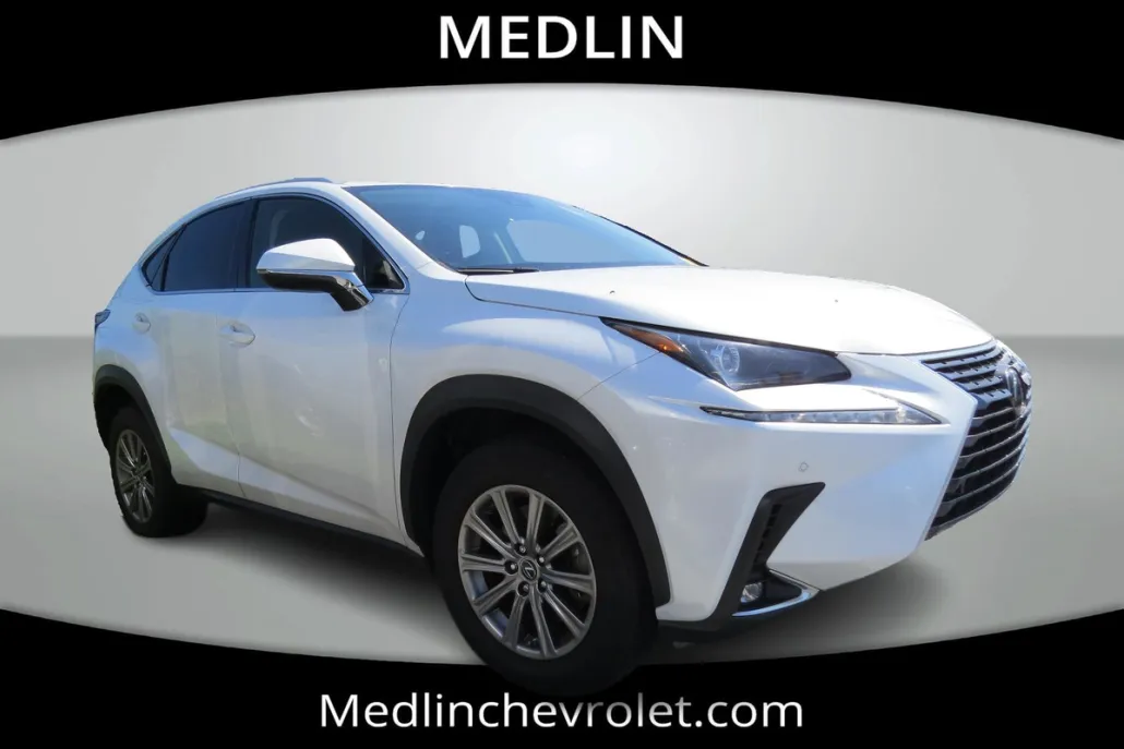 2021 Lexus NX 300 photo 1