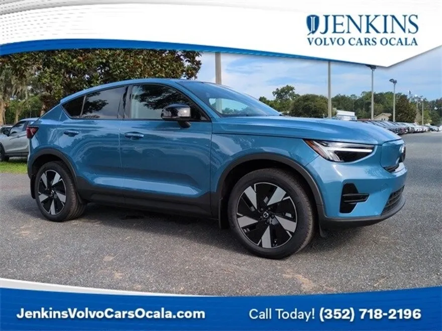 2024 Volvo C40 Recharge Core photo 1