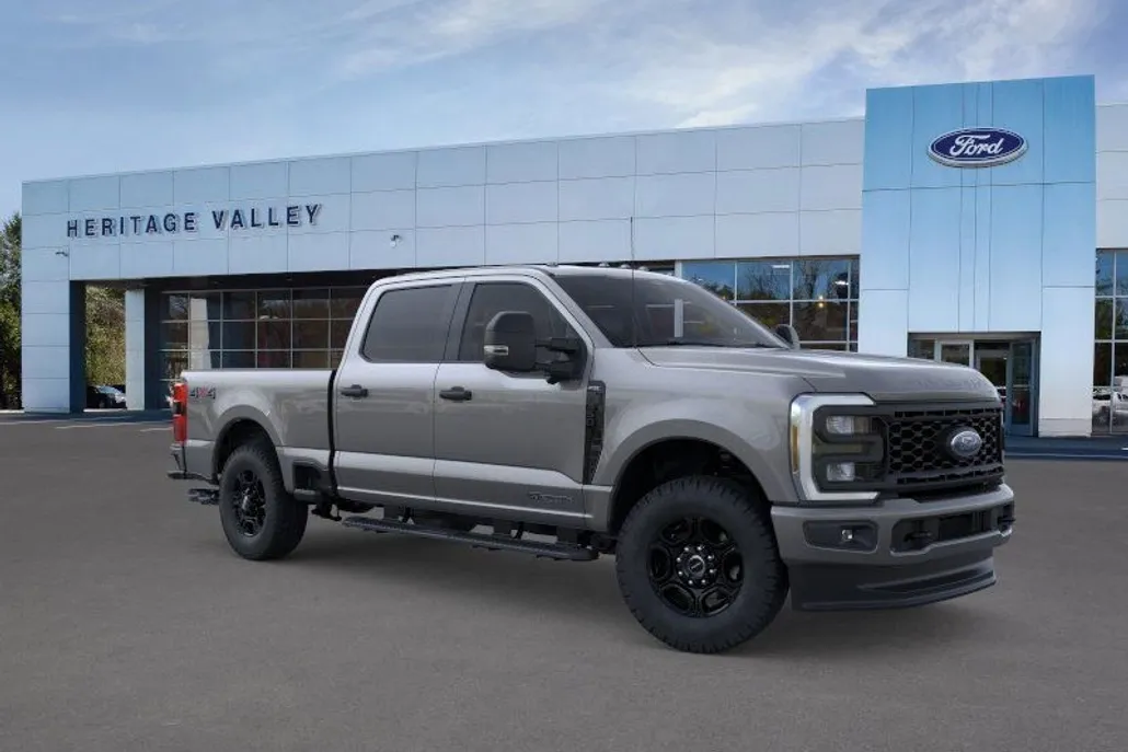 2025 Ford F-350 XL photo 1