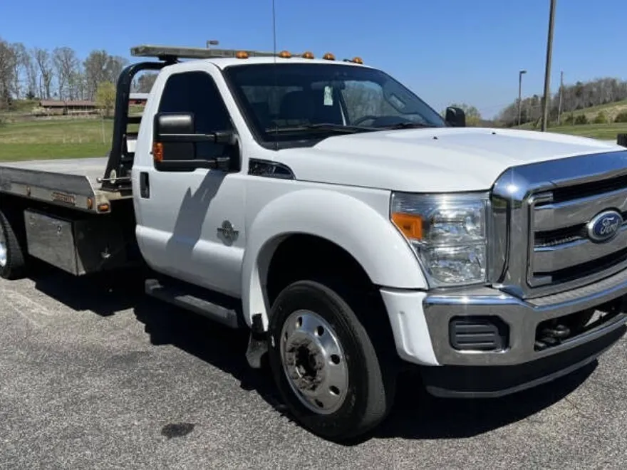 2016 Ford F-550 photo 1
