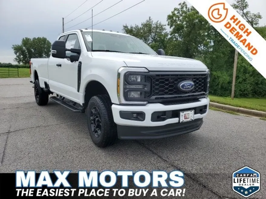 2025 Ford F-350 XL photo 1