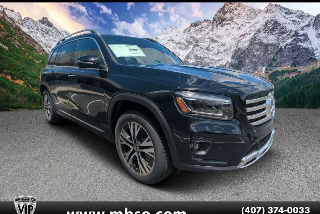2025 Mercedes Benz GLB 250 photo 1