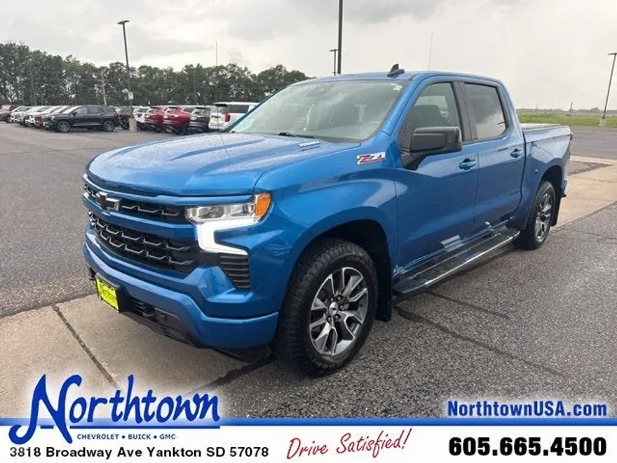 2023 Chevrolet Silverado 1500 RST photo 1
