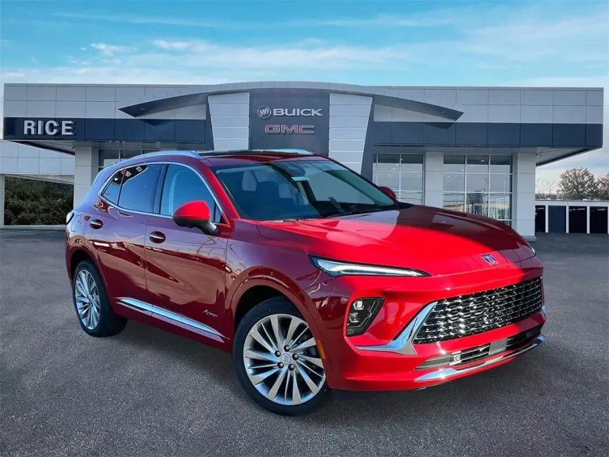 2025 Buick Envision Avenir photo 1